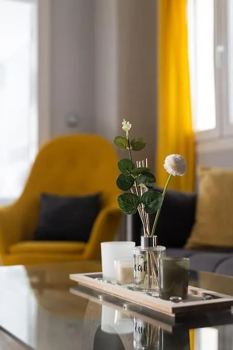 Modern Lifestyle Apt In The Heart Of The City Soluň Řecko